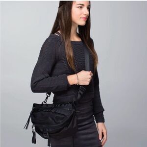 Lululemon Go Lightly Crossbody Bag
